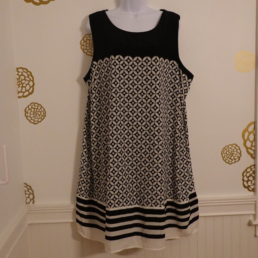 (NWOT) Old Navy Geometric Print A Line Sleeveless Shift Dress SIZE XXL